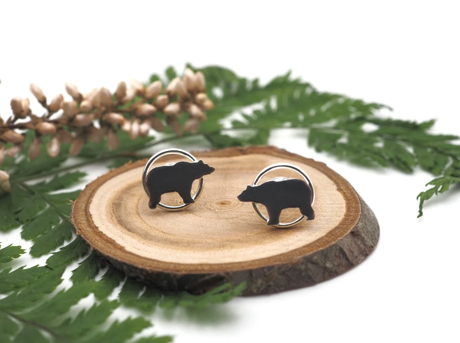 Kolczyki niedźwiedzie